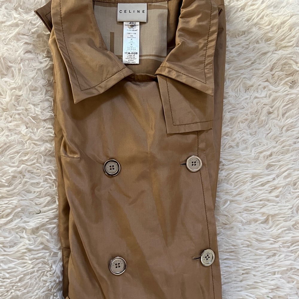Celine trench coat size 40 light metallic weight trench coat. It’s blended silk. - Picture 14 of 16